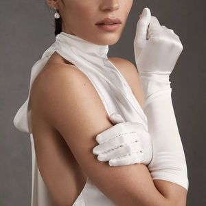 Carolina Amato silk gloves - NWT